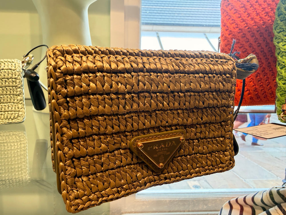 Prada — Porta Cred, Oliva