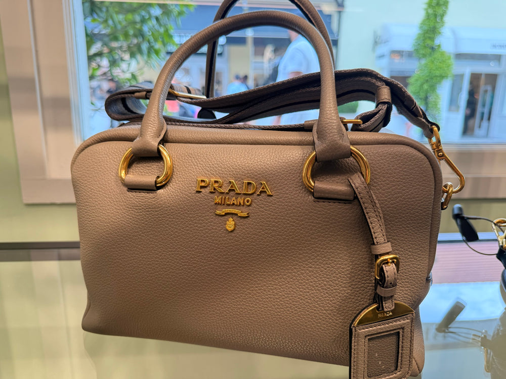 Prada — TRACCOLLIERA IN PELLE, Gray