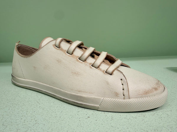 Prada — Sneaker, Talc