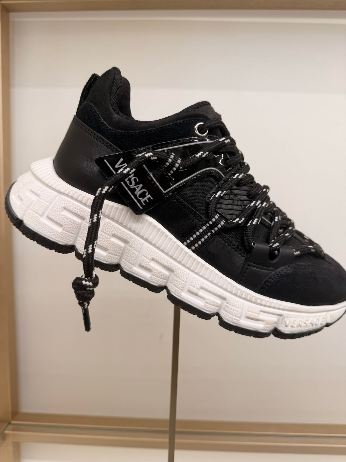 Versace — Sneaker Suede, Black