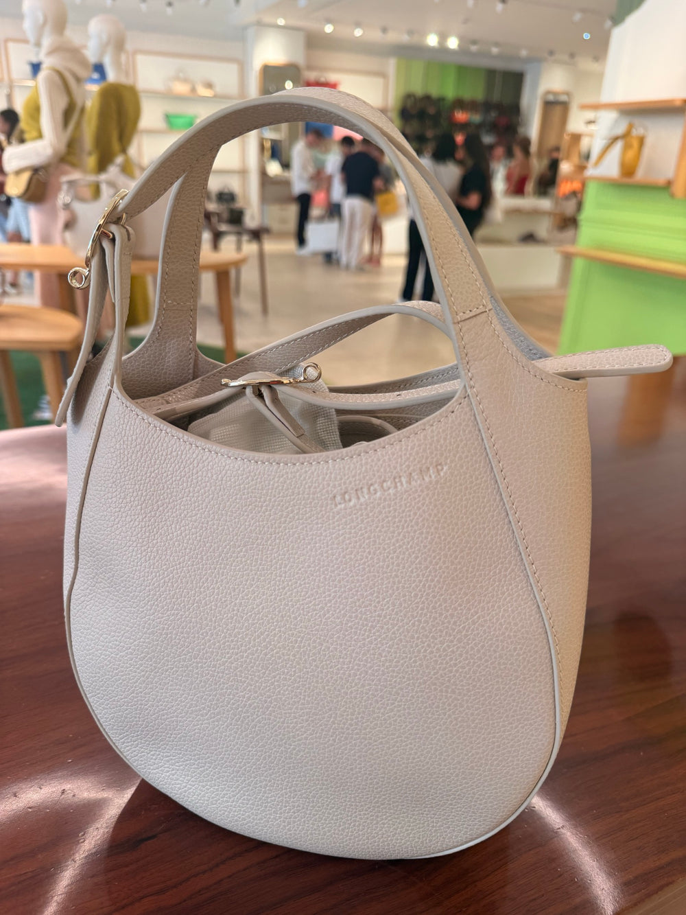 Longchamp — Le Foulonné, Cream