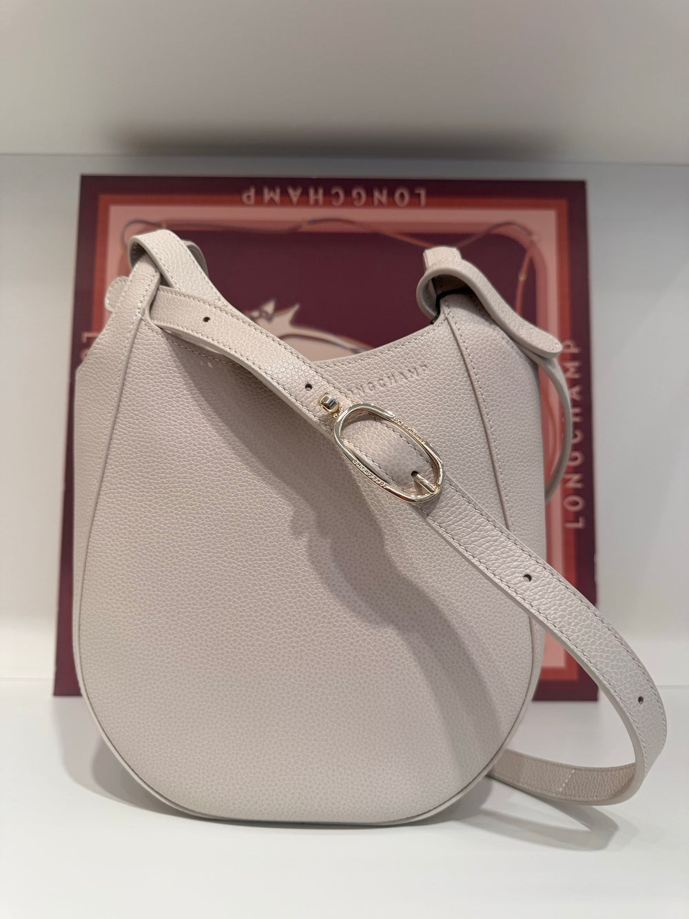 Longchamp — Le Foulonné, Cream